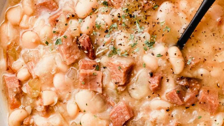 Crockpot White Bean and Ham Soup